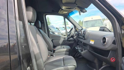 2025 Mercedes-Benz Sprinter Passenger Van 2500 Standard Roof I4 Diesel HO 144 RWD