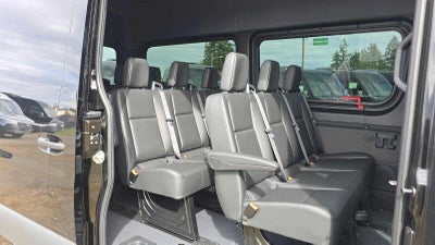 2025 Mercedes-Benz Sprinter Passenger Van 2500 Standard Roof I4 Diesel HO 144 RWD