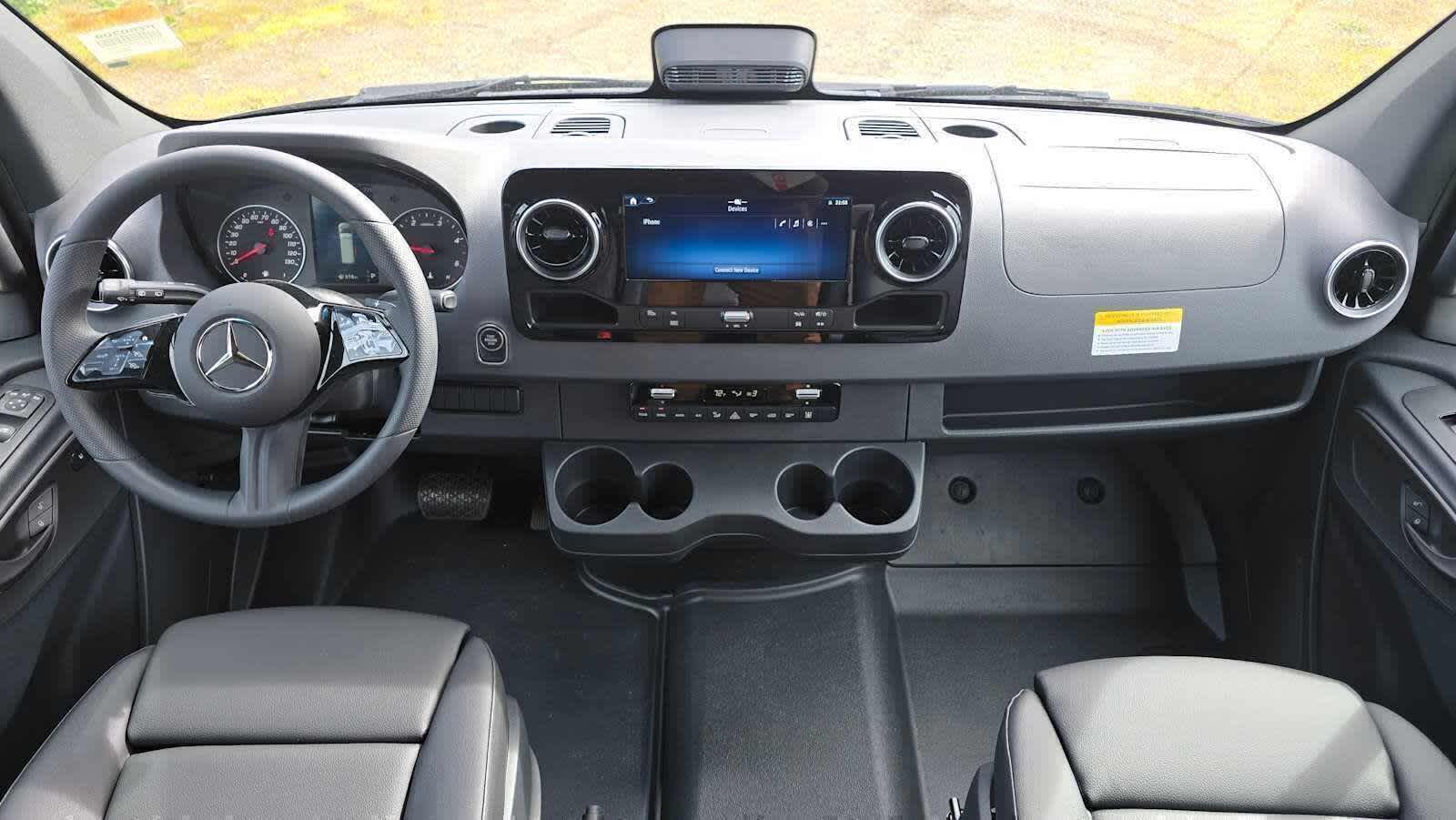 2025 Mercedes-Benz Sprinter Passenger Van 2500 Standard Roof I4 Diesel HO 144 RWD