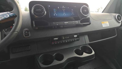 2025 Mercedes-Benz Sprinter Passenger Van 2500 Standard Roof I4 Diesel HO 144 RWD