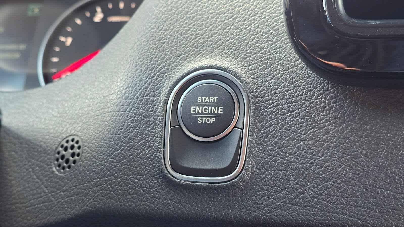 2025 Mercedes-Benz Sprinter Passenger Van 2500 Standard Roof I4 Diesel HO 144 RWD