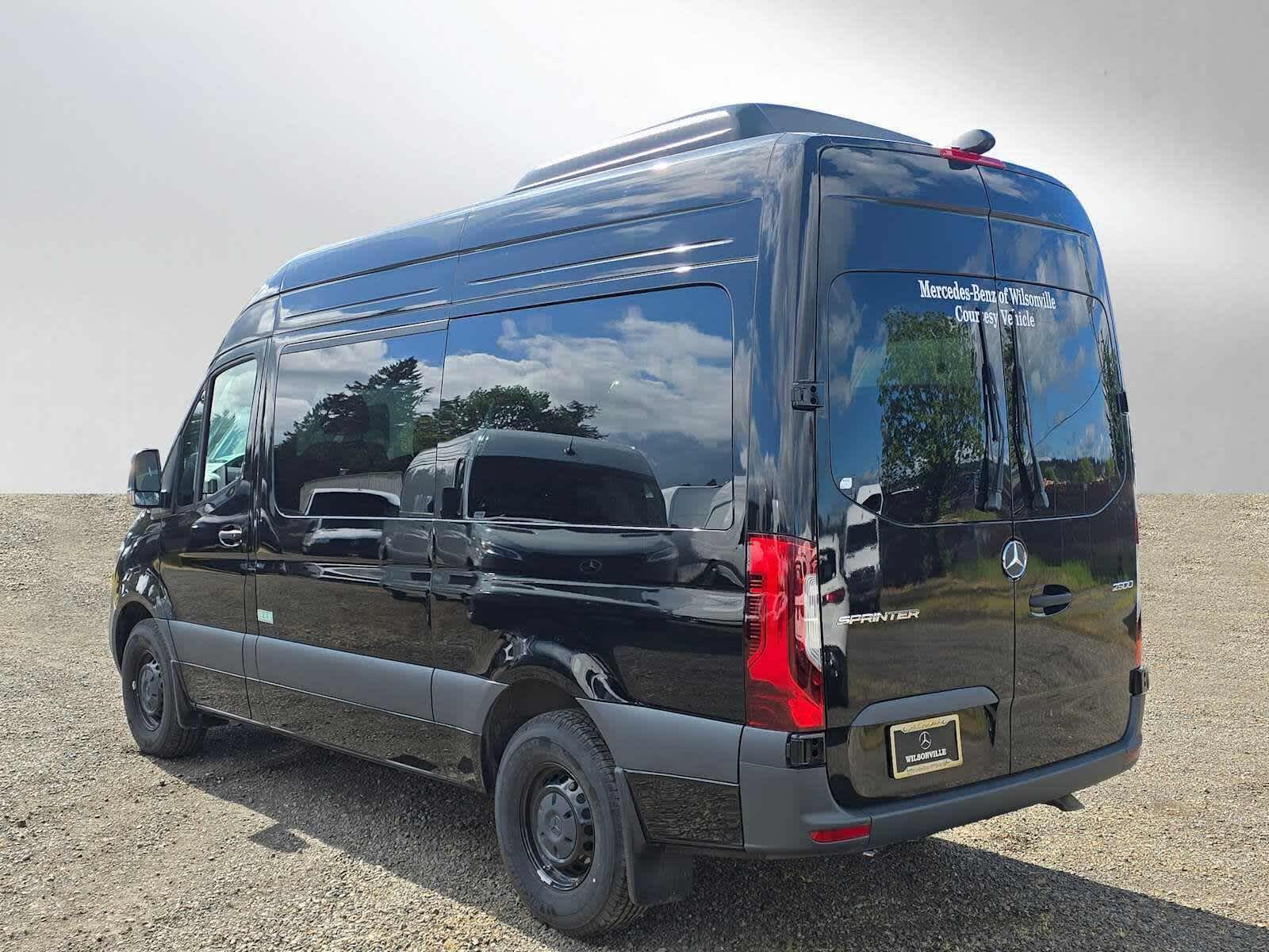 2025 Mercedes-Benz Sprinter Passenger Van 2500 Standard Roof I4 Diesel HO 144 RWD