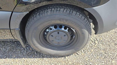 2025 Mercedes-Benz Sprinter Passenger Van 2500 Standard Roof I4 Diesel HO 144 RWD