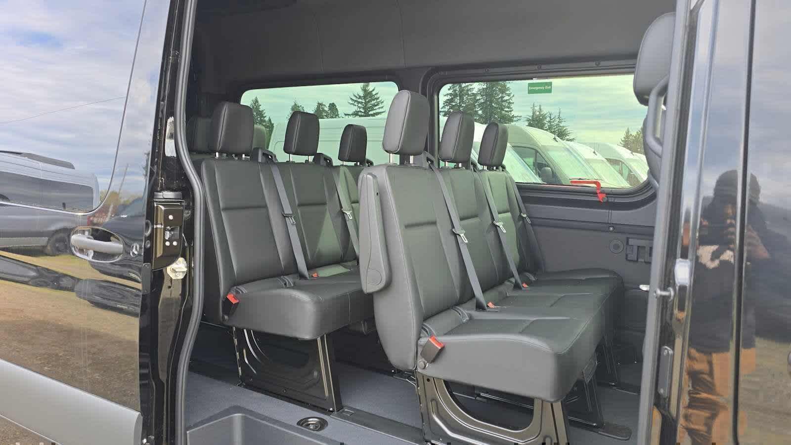 2025 Mercedes-Benz Sprinter Passenger Van 2500 Standard Roof I4 Diesel HO 144 RWD