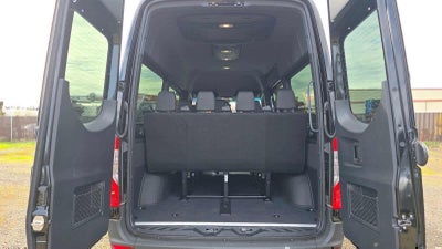 2025 Mercedes-Benz Sprinter Passenger Van 2500 Standard Roof I4 Diesel HO 144 RWD