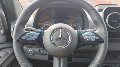 2025 Mercedes-Benz Sprinter Passenger Van 2500 Standard Roof I4 Diesel HO 144 RWD
