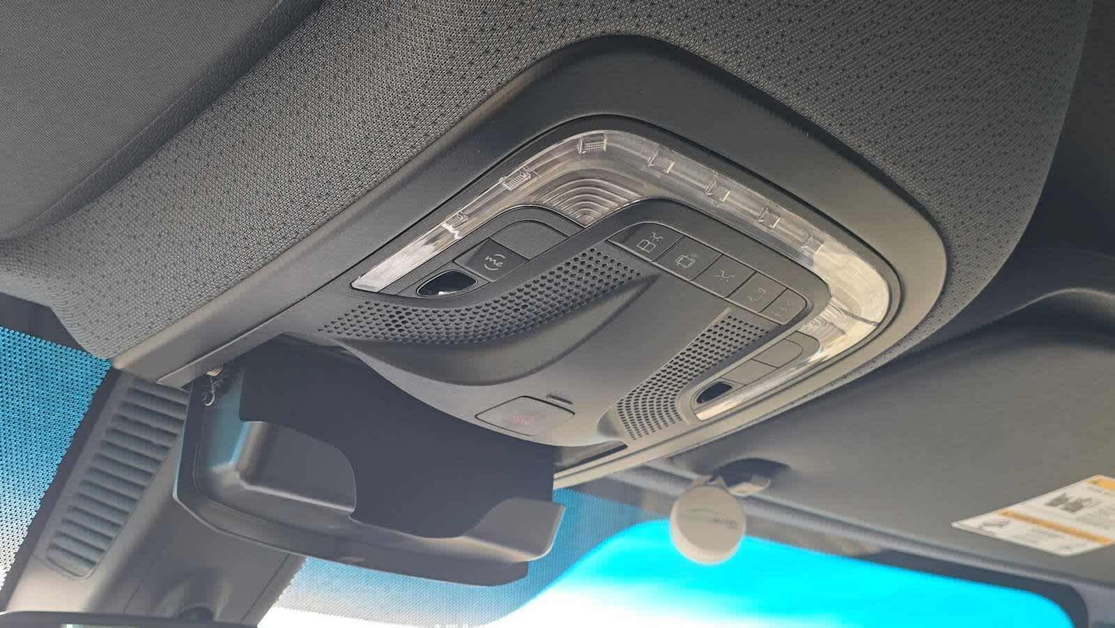 2025 Mercedes-Benz Sprinter Passenger Van 2500 Standard Roof I4 Diesel HO 144 RWD