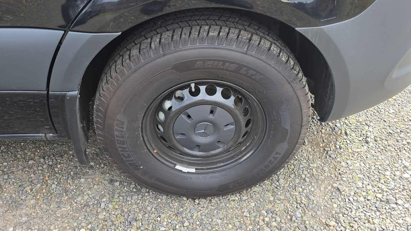 2025 Mercedes-Benz Sprinter Passenger Van 2500 Standard Roof I4 Diesel HO 144 RWD