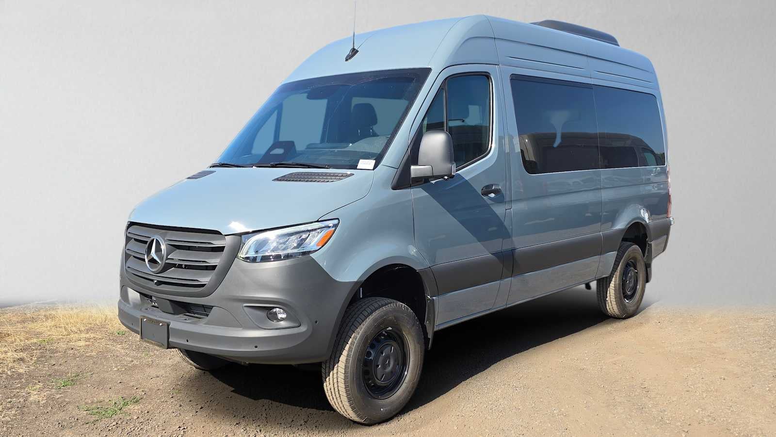2026 Mercedes-Benz Sprinter Passenger Van 2500 Standard Roof I4 Diesel HO 144 AWD