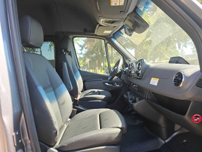 2026 Mercedes-Benz Sprinter Passenger 2500 Standard Roof I4 Diesel HO 144 AWD