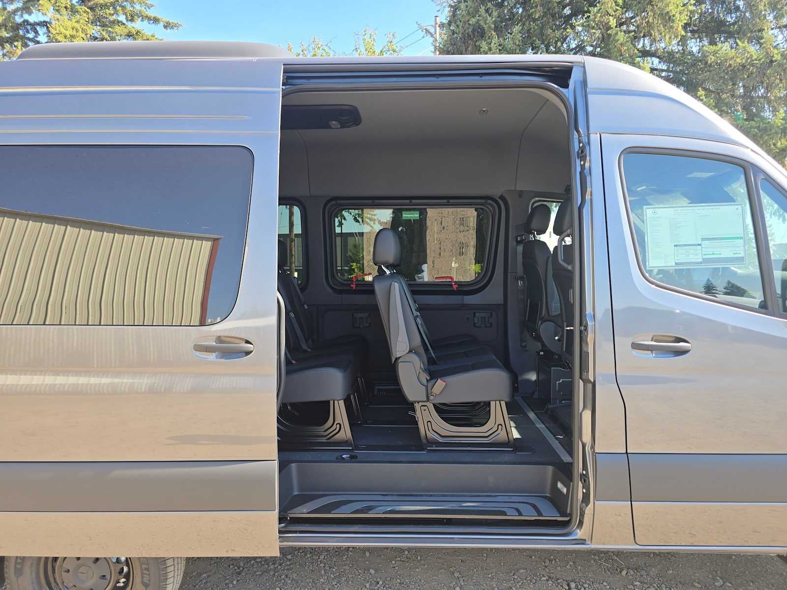 2026 Mercedes-Benz Sprinter Passenger 2500 Standard Roof I4 Diesel HO 144 AWD