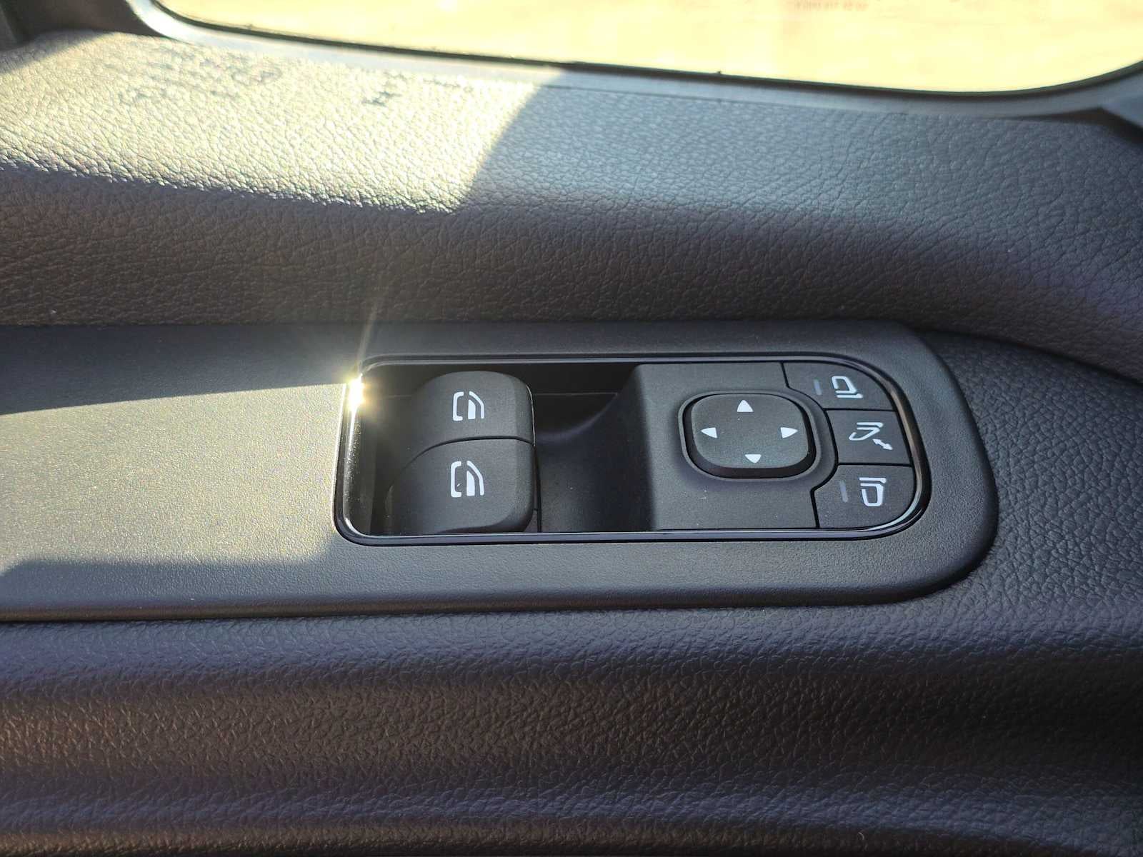 2026 Mercedes-Benz Sprinter Passenger 2500 Standard Roof I4 Diesel HO 144 AWD
