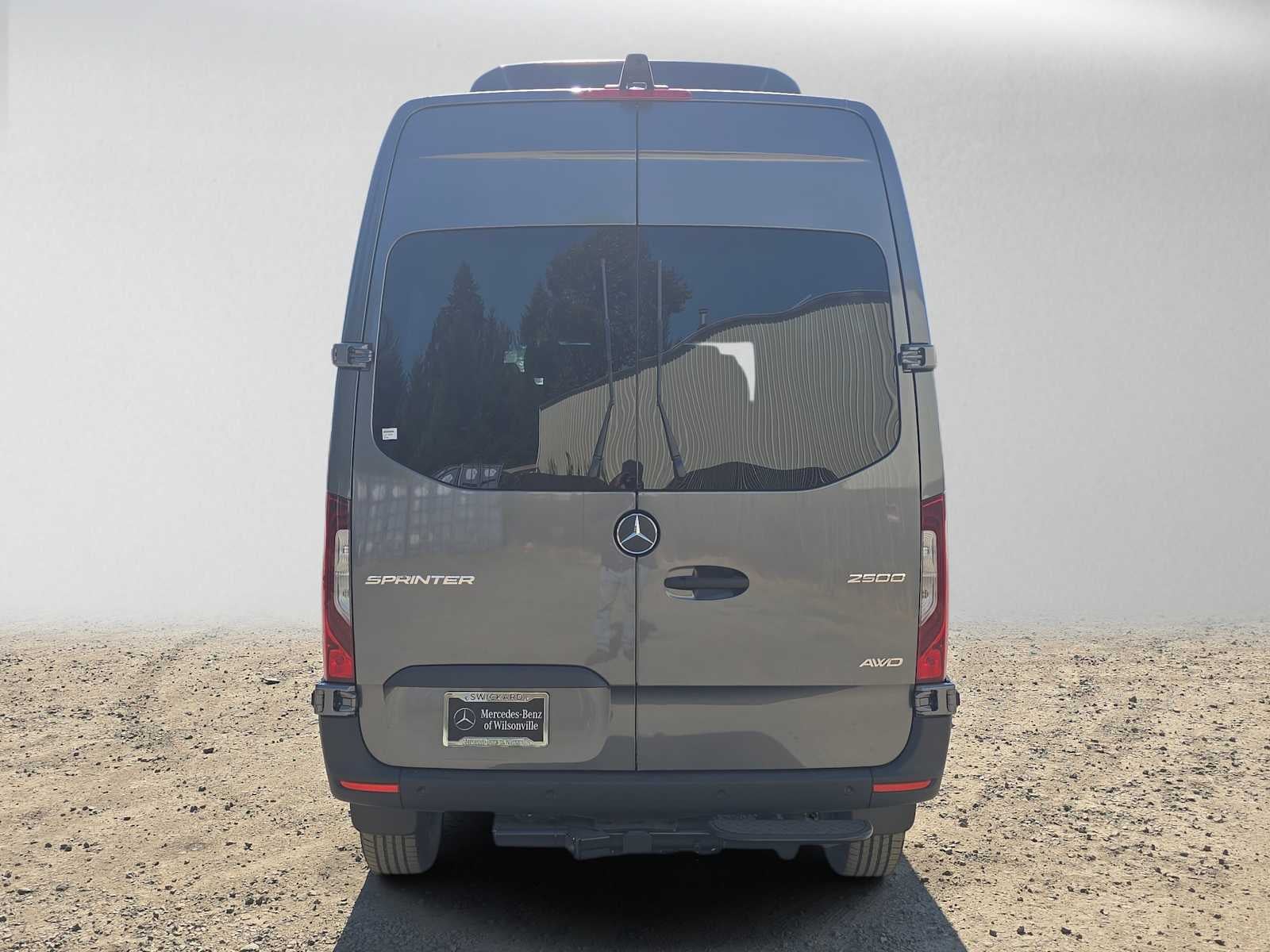 2026 Mercedes-Benz Sprinter Passenger 2500 Standard Roof I4 Diesel HO 144 AWD