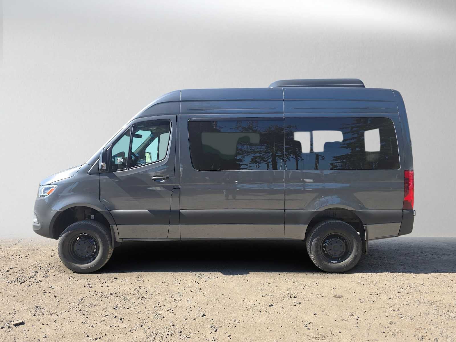 2026 Mercedes-Benz Sprinter Passenger 2500 Standard Roof I4 Diesel HO 144 AWD