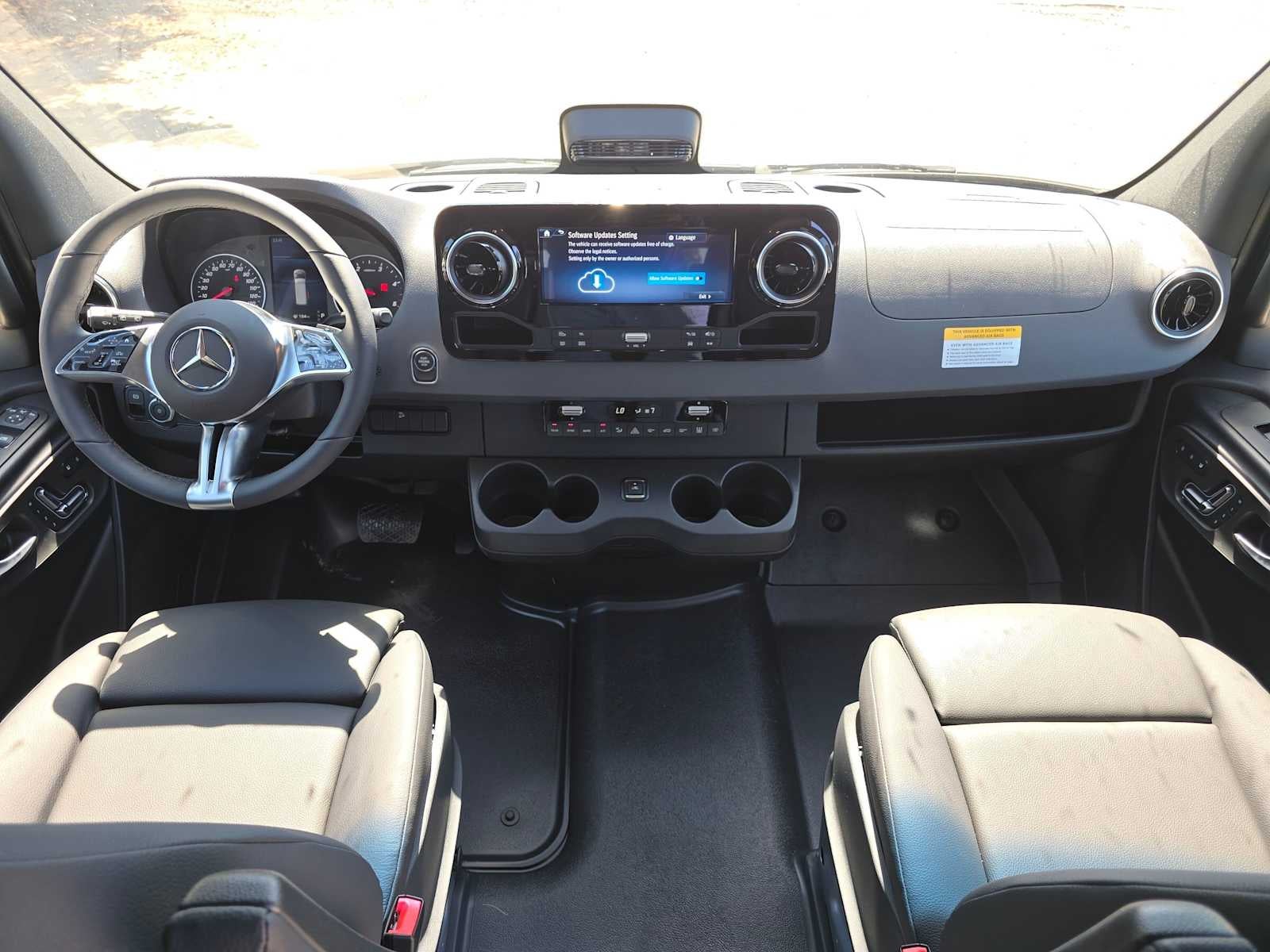 2026 Mercedes-Benz Sprinter Passenger 2500 Standard Roof I4 Diesel HO 144 AWD