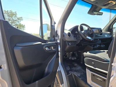 2026 Mercedes-Benz Sprinter Passenger 2500 Standard Roof I4 Diesel HO 144 AWD