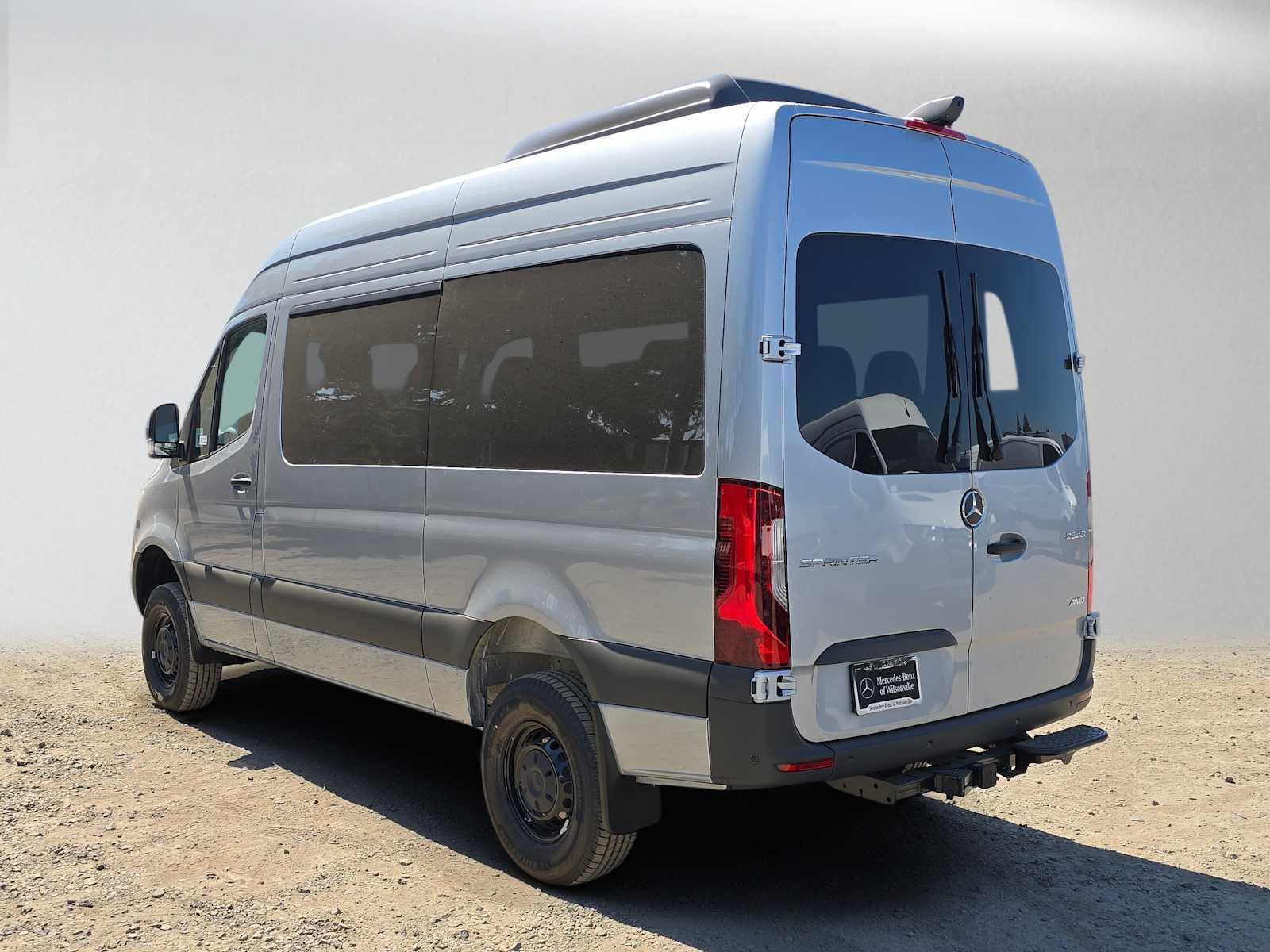 2026 Mercedes-Benz Sprinter Passenger 2500 Standard Roof I4 Diesel HO 144 AWD