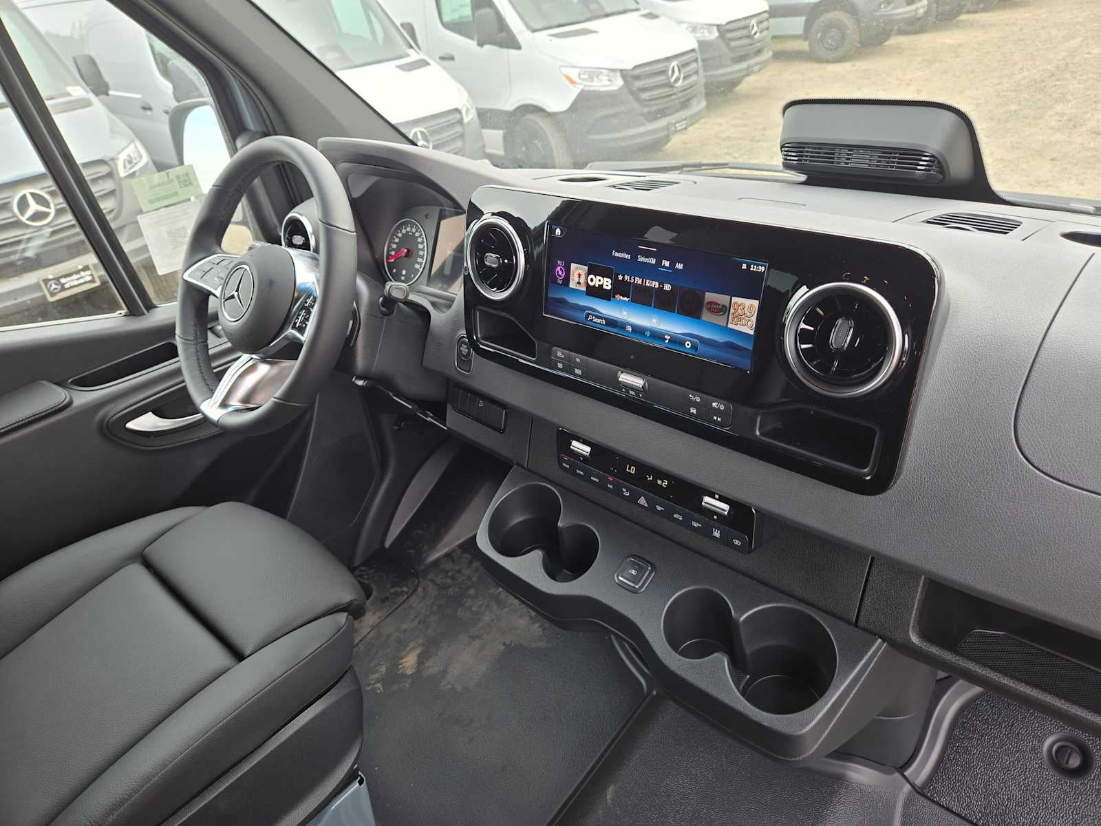 2026 Mercedes-Benz Sprinter Passenger 2500 Standard Roof I4 Diesel HO 144 AWD