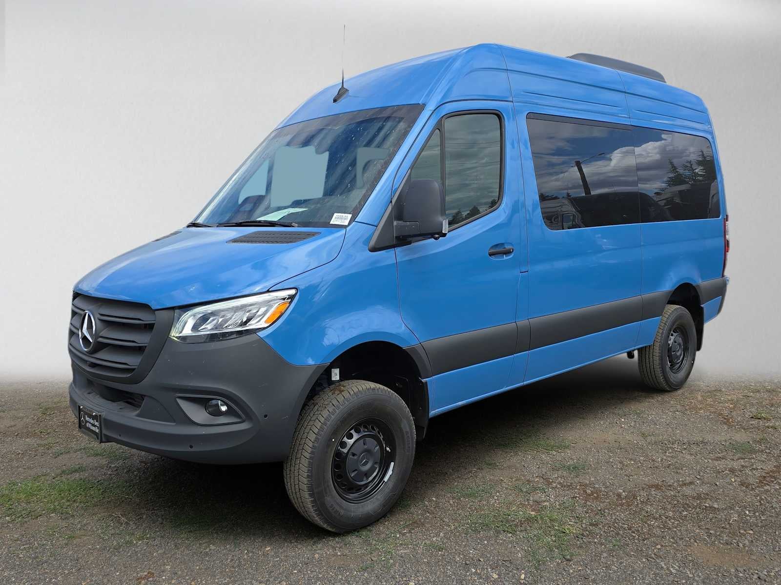 2026 Mercedes-Benz Sprinter Passenger Van 2500 Standard Roof I4 Diesel HO 144 AWD