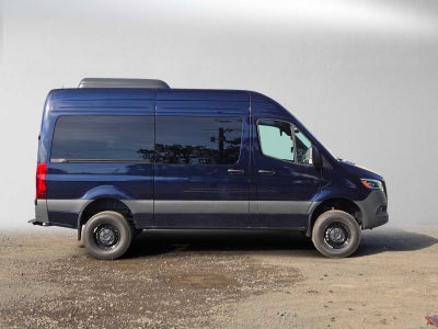 2026 Mercedes-Benz Sprinter Passenger 2500 Standard Roof I4 Diesel HO 144 AWD