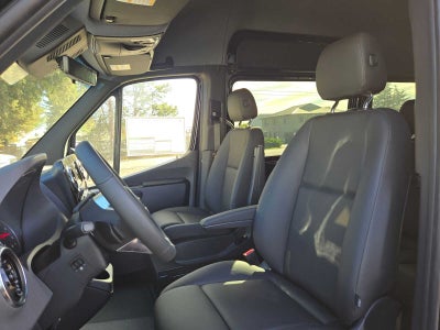2026 Mercedes-Benz Sprinter Passenger 2500 Standard Roof I4 Diesel HO 144 AWD