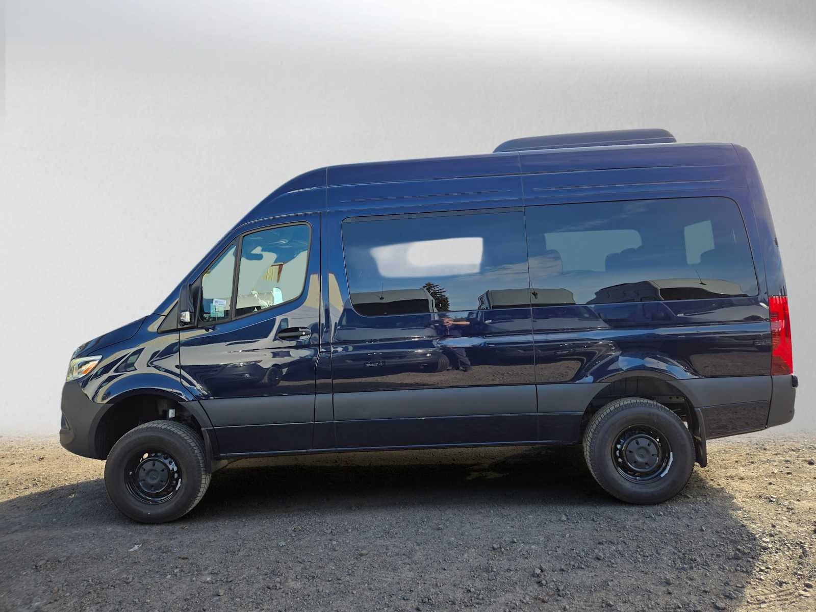 2026 Mercedes-Benz Sprinter Passenger 2500 Standard Roof I4 Diesel HO 144 AWD