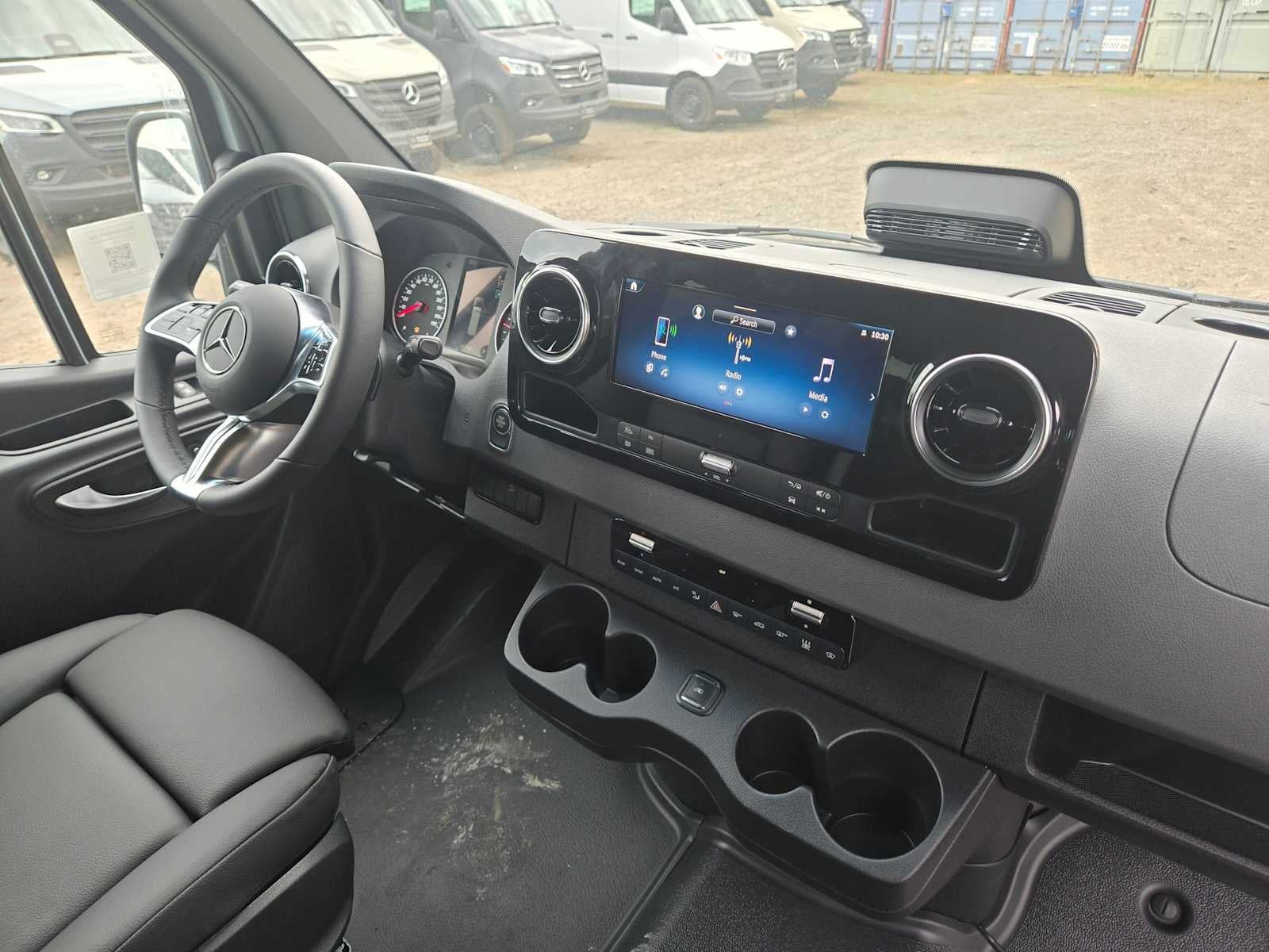 2026 Mercedes-Benz Sprinter Passenger 2500 Standard Roof I4 Diesel HO 144 AWD