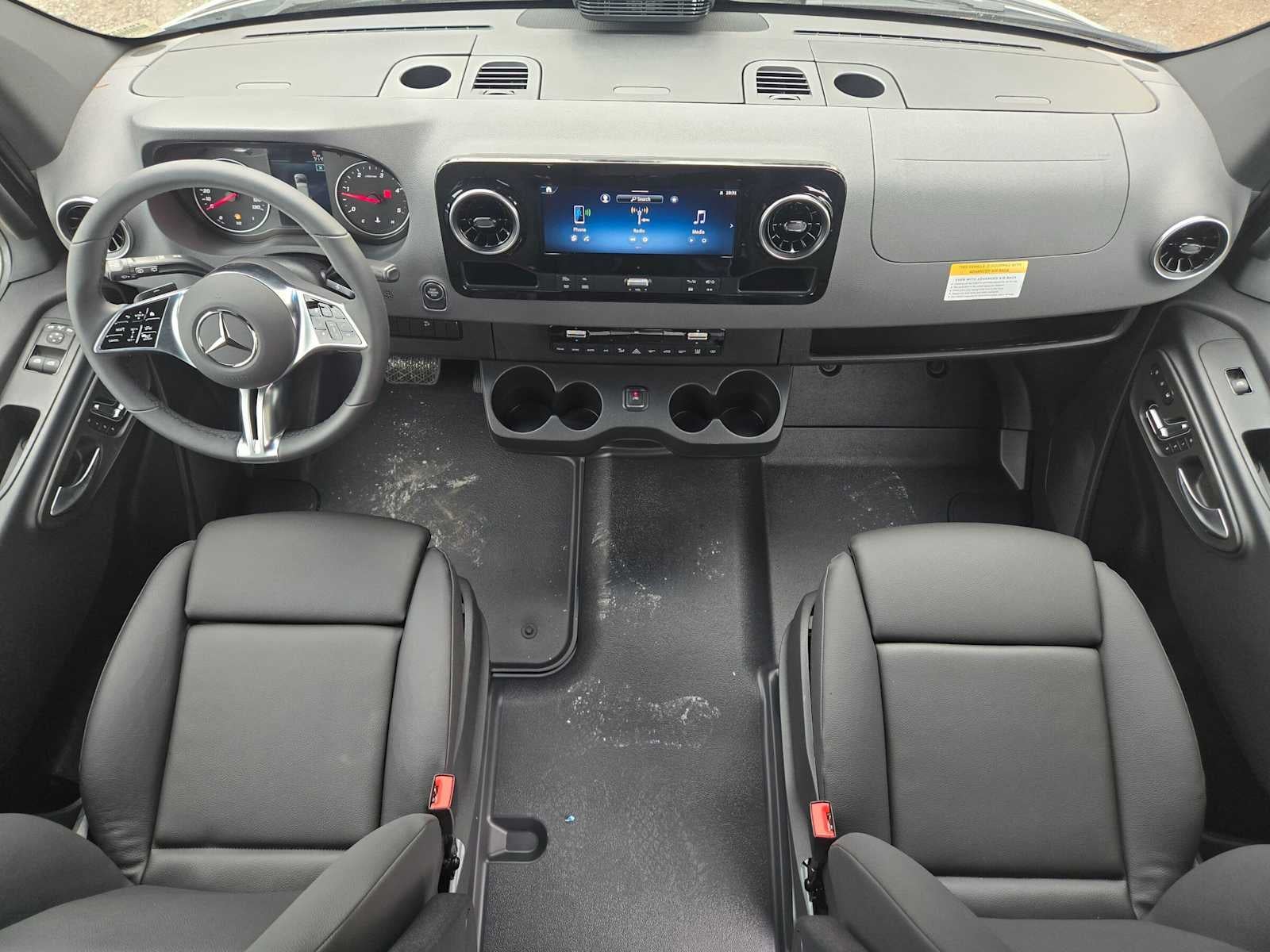 2026 Mercedes-Benz Sprinter Passenger 2500 Standard Roof I4 Diesel HO 144 AWD