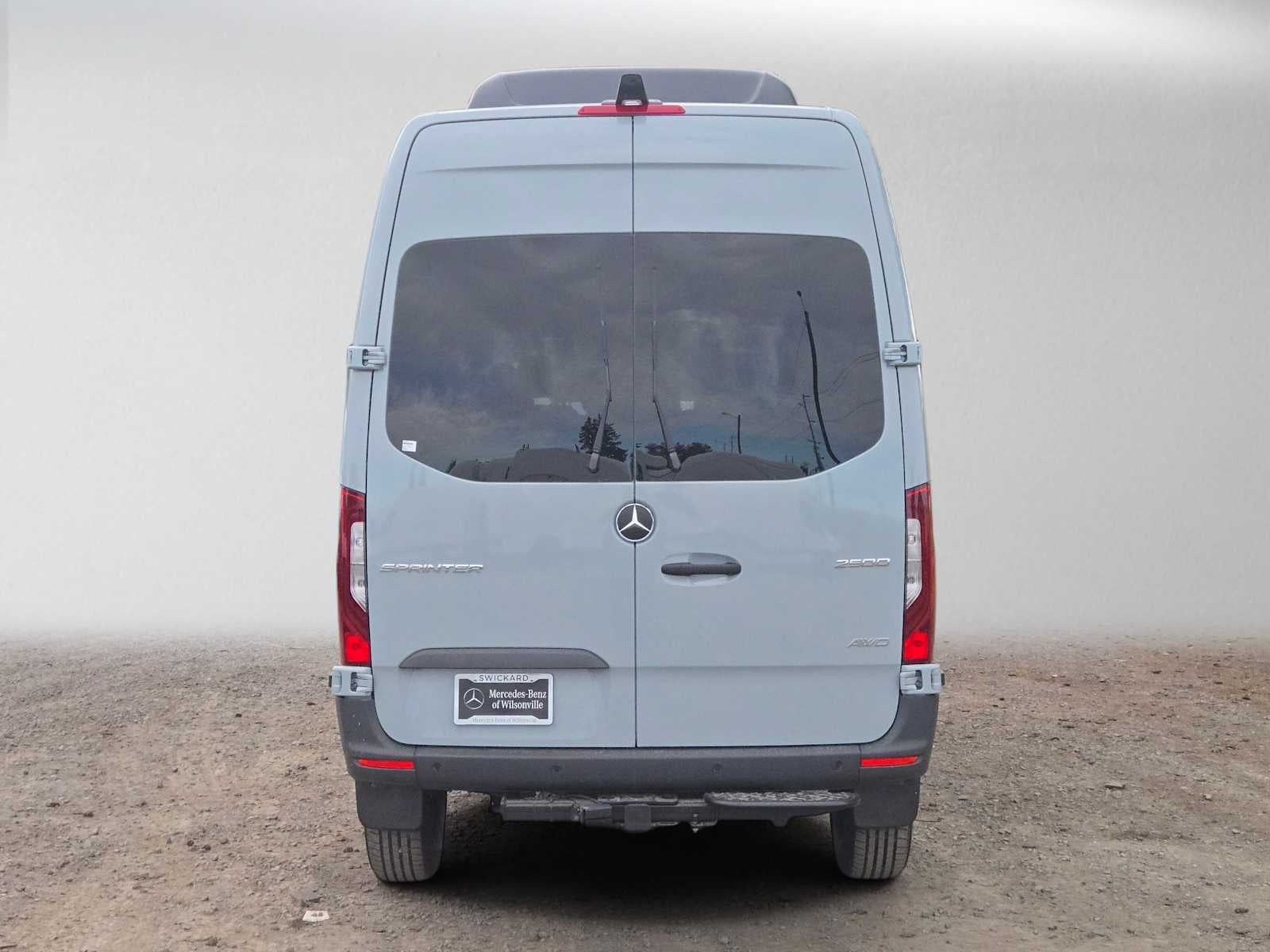 2026 Mercedes-Benz Sprinter Passenger 2500 Standard Roof I4 Diesel HO 144 AWD