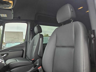 2026 Mercedes-Benz Sprinter Passenger 2500 Standard Roof I4 Diesel HO 144 AWD