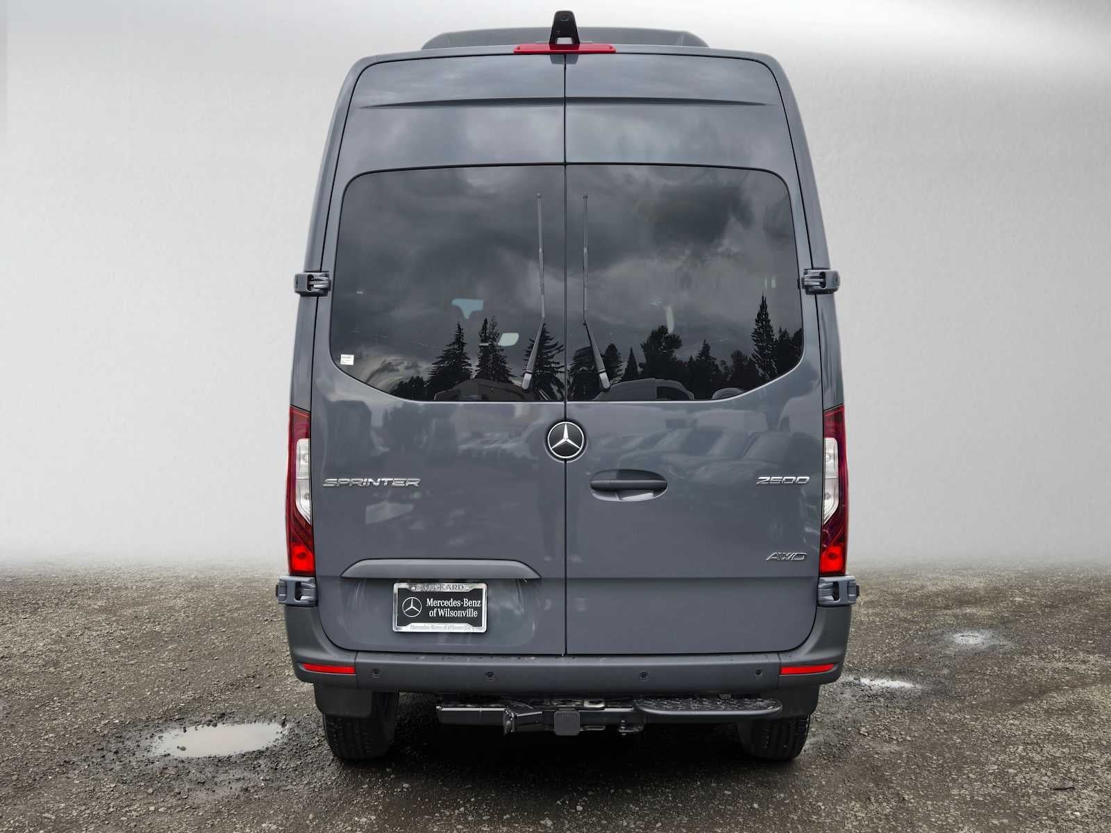 2026 Mercedes-Benz Sprinter Passenger 2500 Standard Roof I4 Diesel HO 144 AWD
