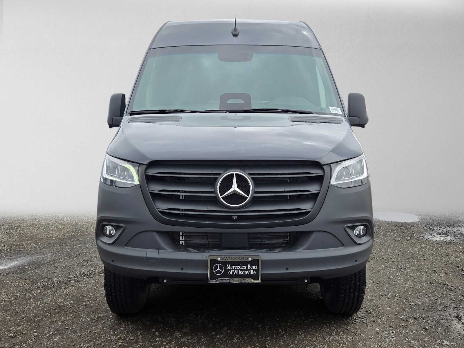 2026 Mercedes-Benz Sprinter Passenger 2500 Standard Roof I4 Diesel HO 144 AWD