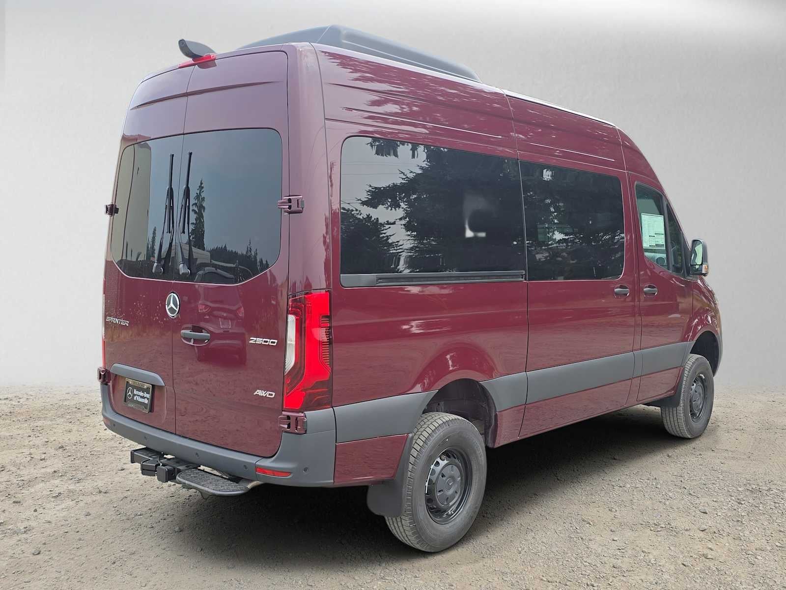 2026 Mercedes-Benz Sprinter Passenger Van 2500 Standard Roof I4 Diesel HO 144 AWD