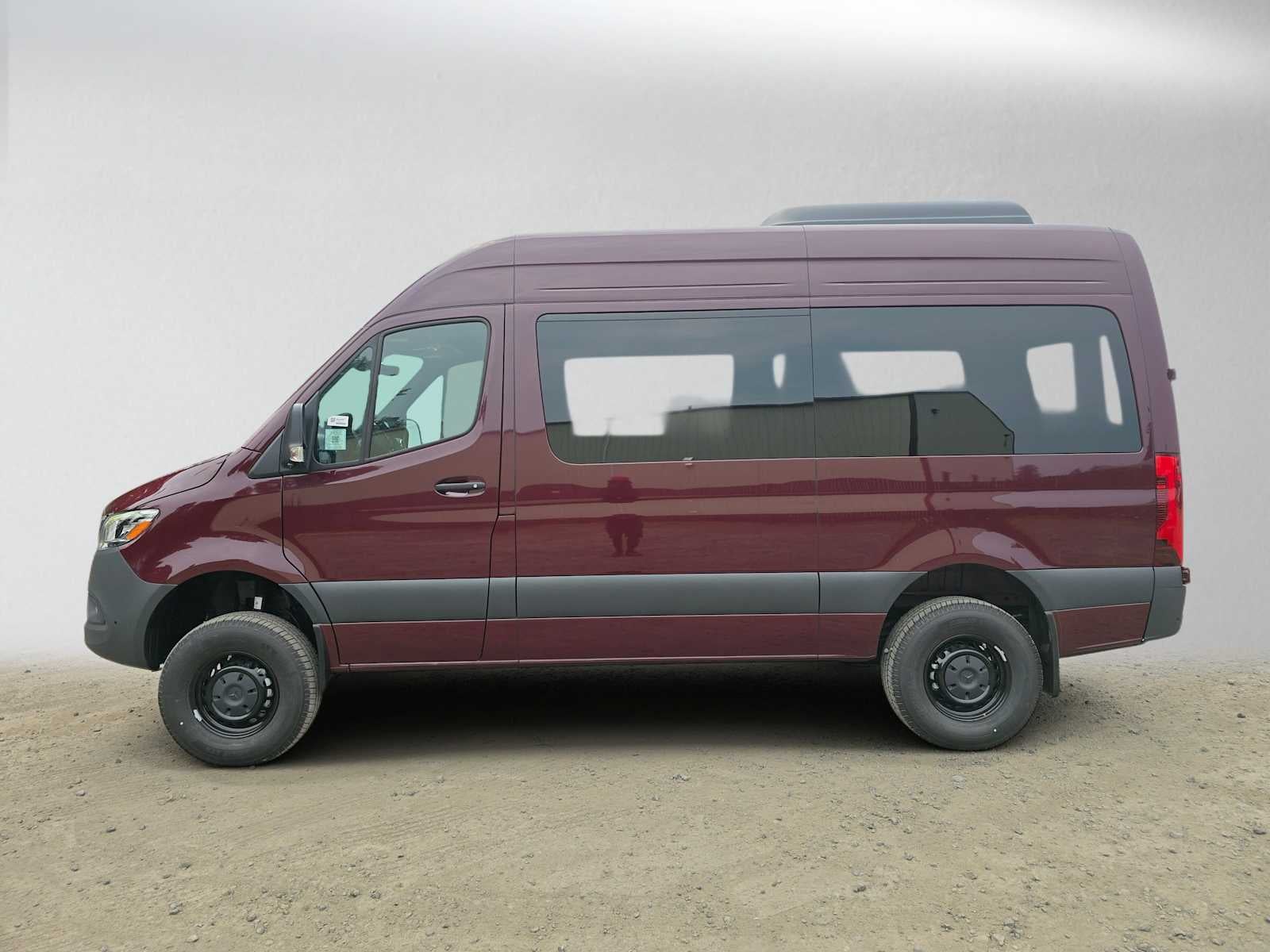 2026 Mercedes-Benz Sprinter Passenger Van 2500 Standard Roof I4 Diesel HO 144 AWD
