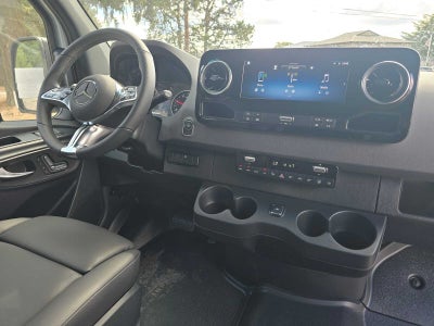 2026 Mercedes-Benz Sprinter Passenger 2500 Standard Roof I4 Diesel HO 144 AWD