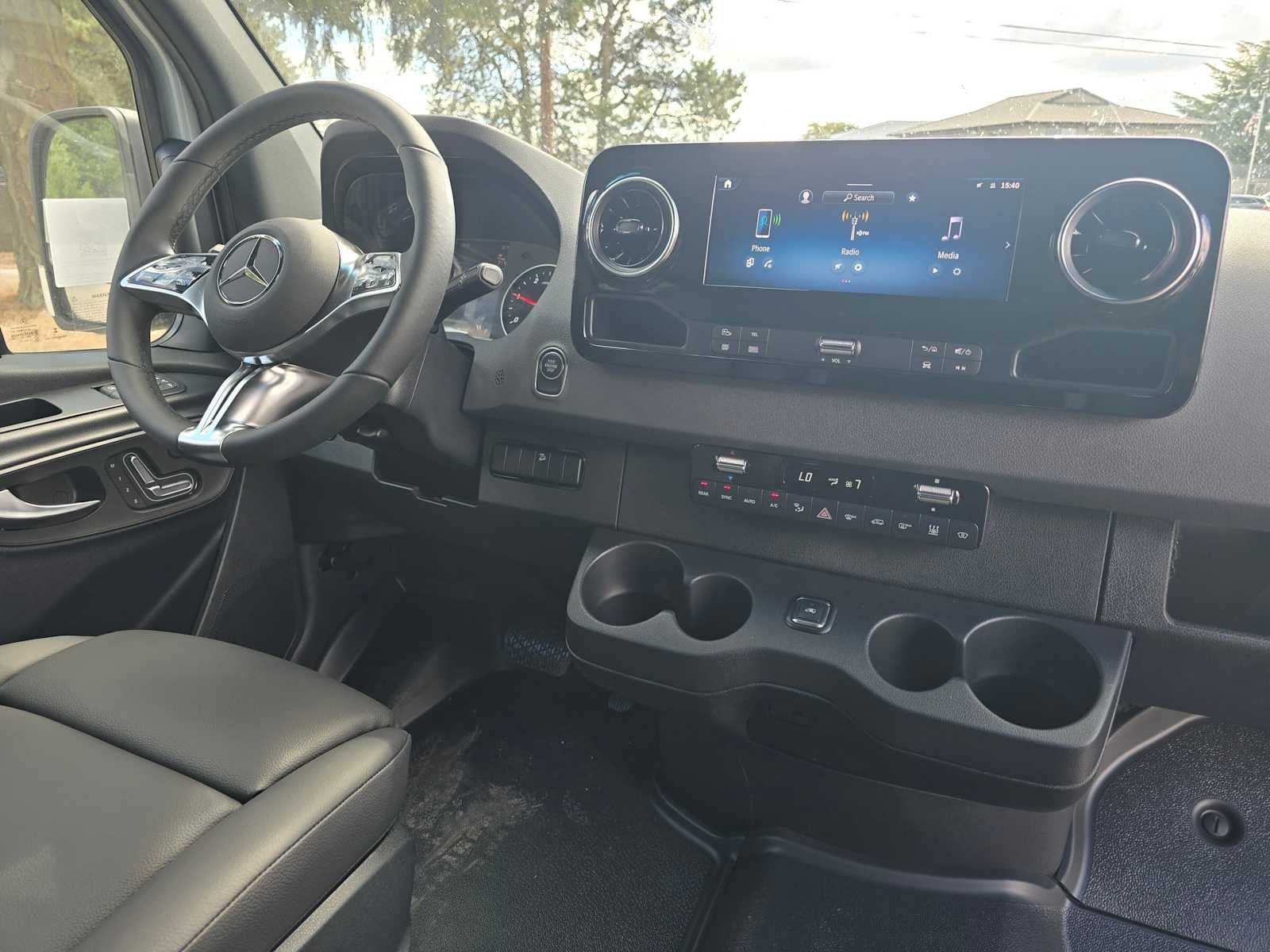 2026 Mercedes-Benz Sprinter Passenger 2500 Standard Roof I4 Diesel HO 144 AWD