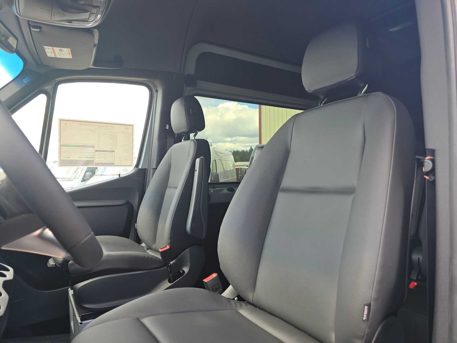 2026 Mercedes-Benz Sprinter Passenger 2500 Standard Roof I4 Diesel HO 144 AWD