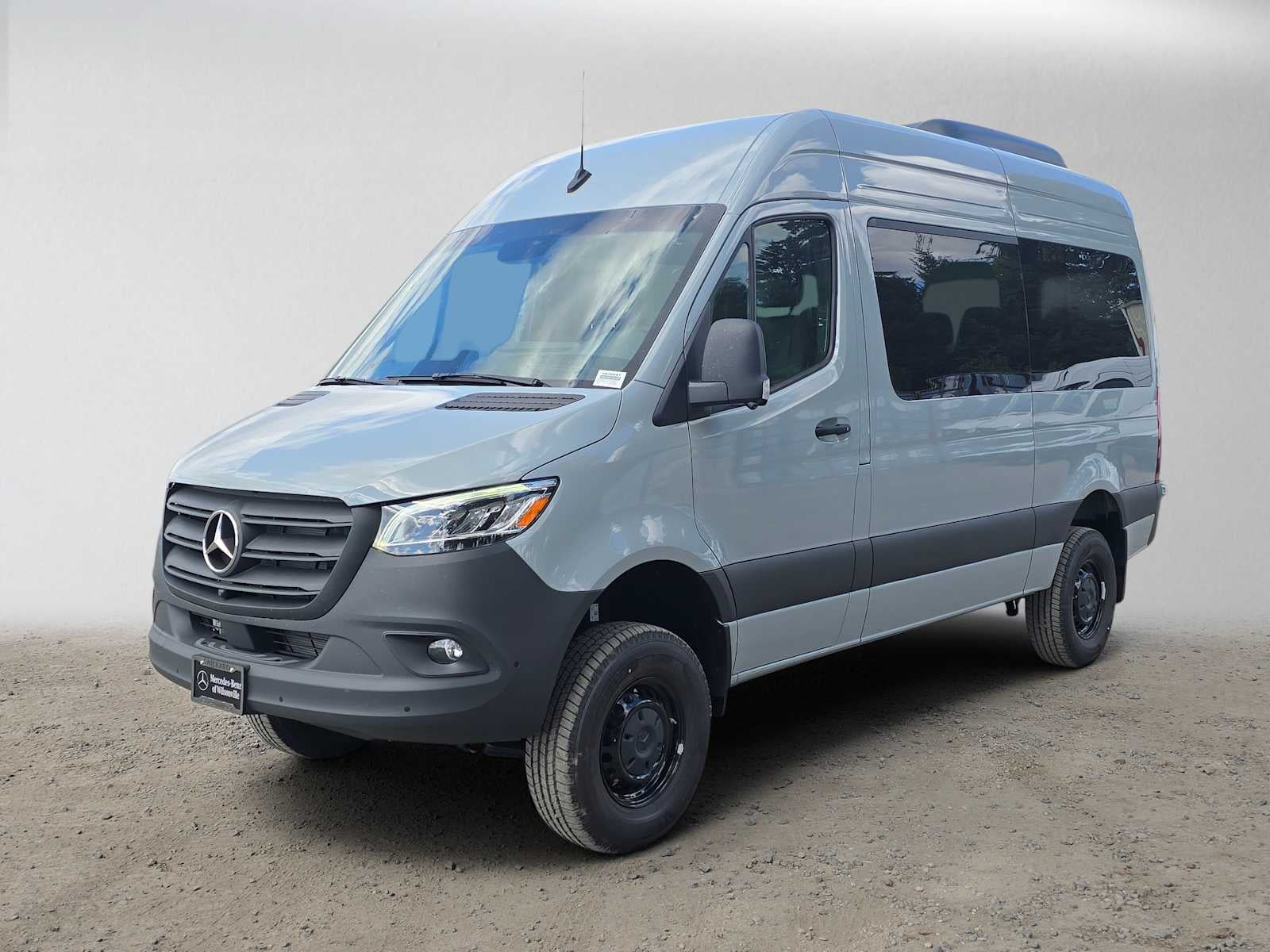 2026 Mercedes-Benz Sprinter Passenger 2500 Standard Roof I4 Diesel HO 144 AWD