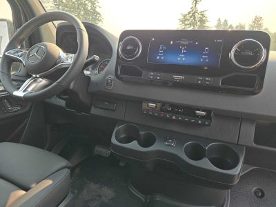 2026 Mercedes-Benz Sprinter Passenger Van 2500 Standard Roof I4 Diesel HO 144 AWD