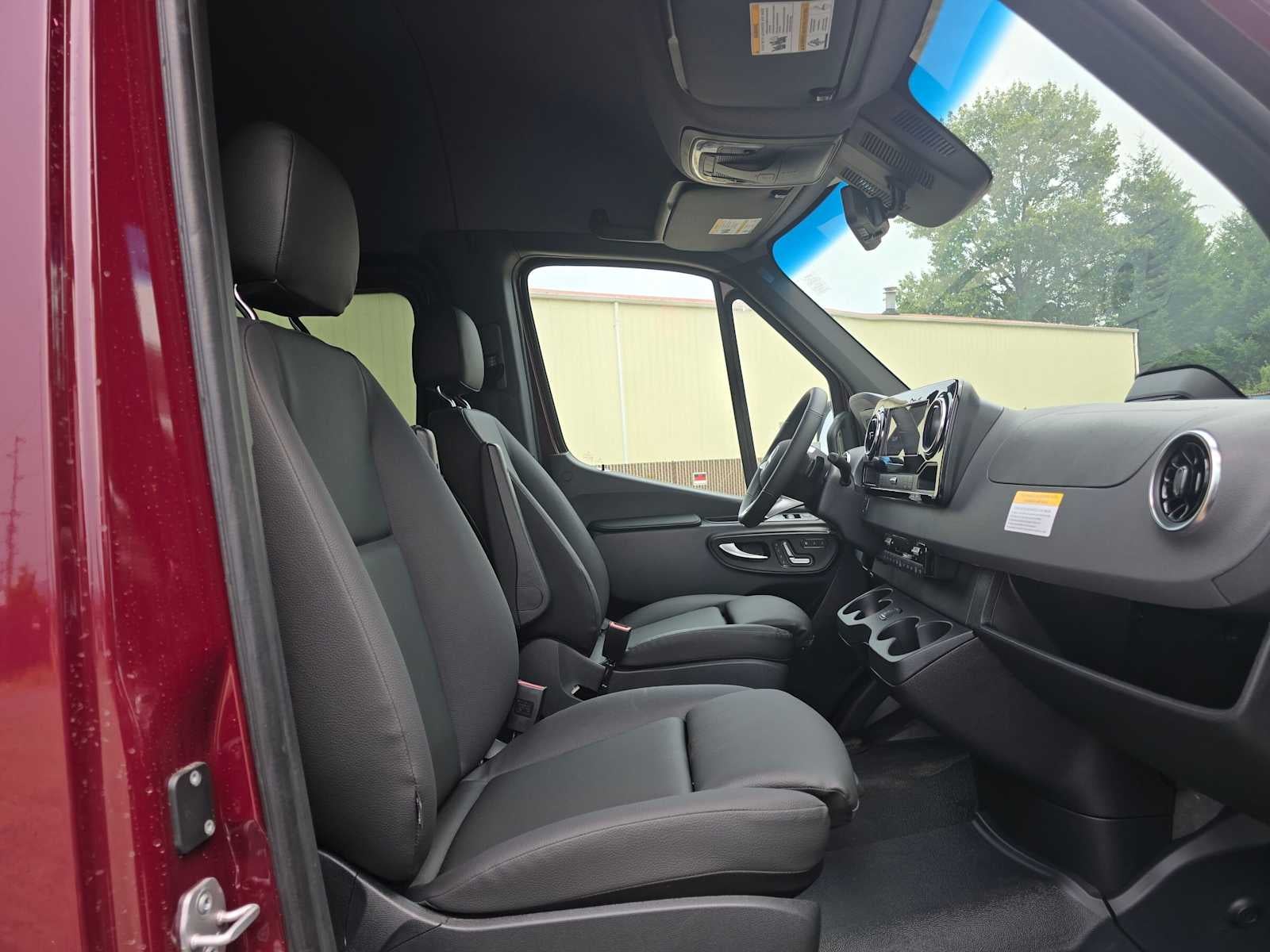 2026 Mercedes-Benz Sprinter Passenger 2500 Standard Roof I4 Diesel HO 144 AWD