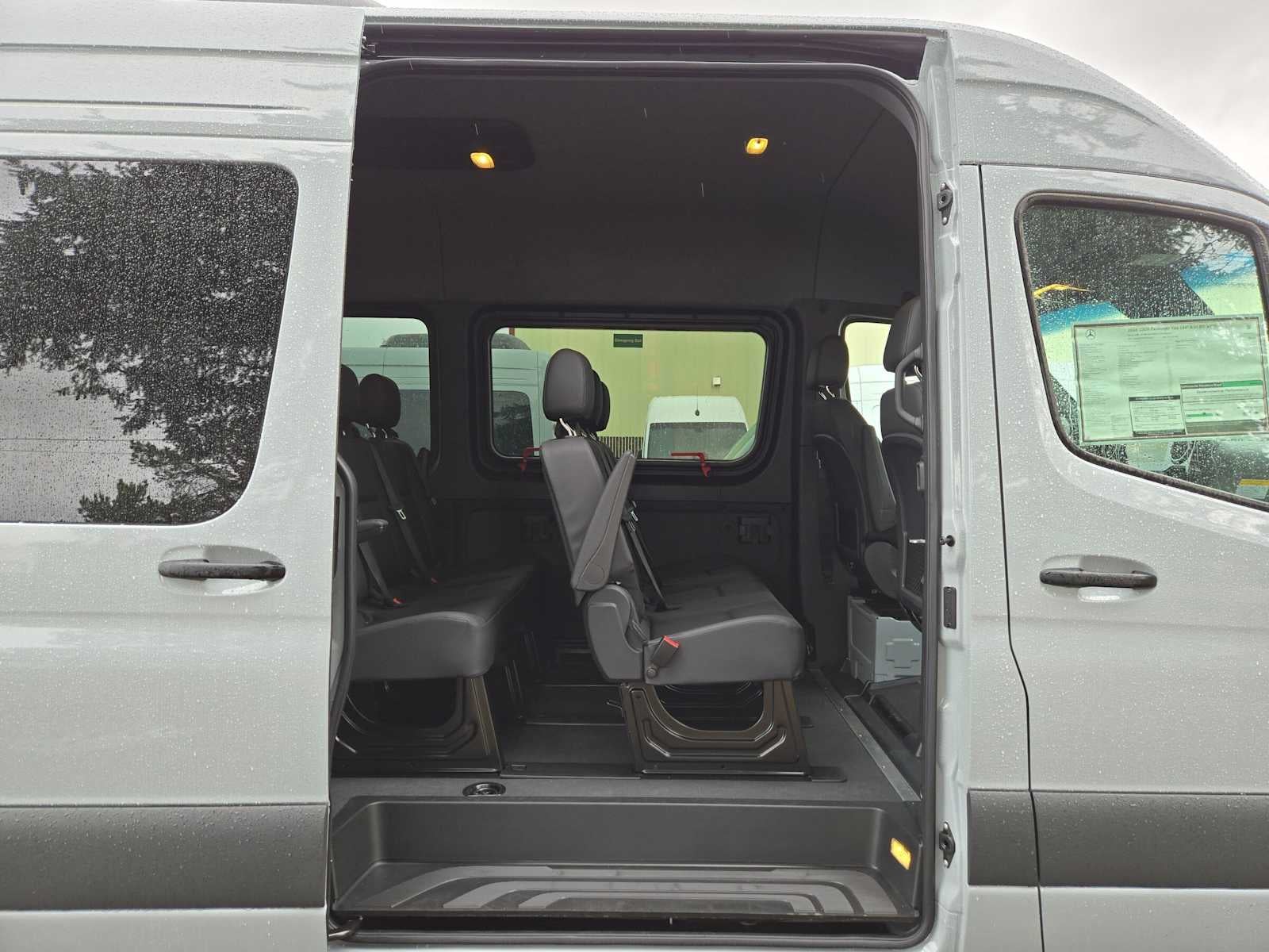 2026 Mercedes-Benz Sprinter Passenger 2500 Standard Roof I4 Diesel HO 144 AWD