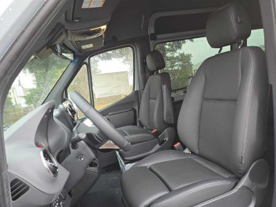2026 Mercedes-Benz Sprinter Passenger 2500 Standard Roof I4 Diesel HO 144 AWD