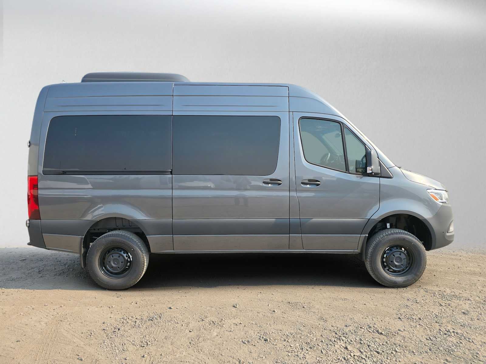 2026 Mercedes-Benz Sprinter Passenger 2500 Standard Roof I4 Diesel HO 144 AWD
