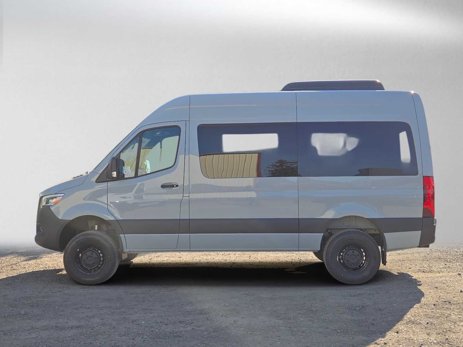 2026 Mercedes-Benz Sprinter Passenger 2500 Standard Roof I4 Diesel HO 144 AWD