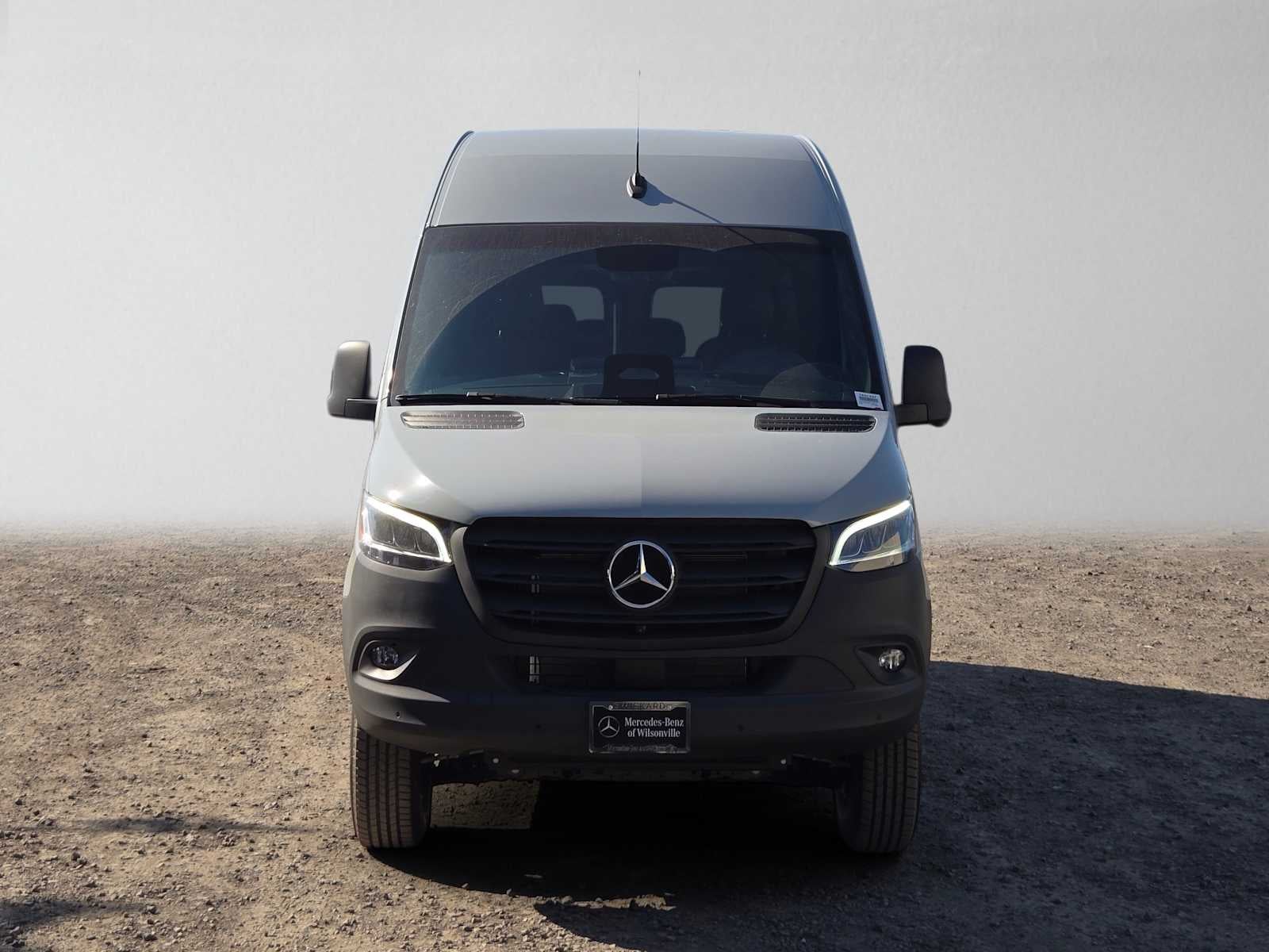 2026 Mercedes-Benz Sprinter Passenger 2500 Standard Roof I4 Diesel HO 144 AWD