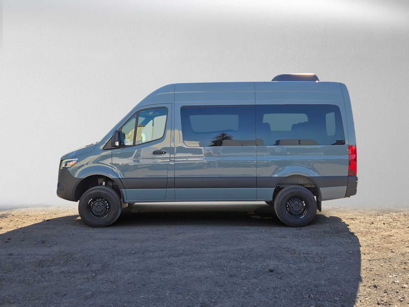 2026 Mercedes-Benz Sprinter Passenger 2500 Standard Roof I4 Diesel HO 144 AWD