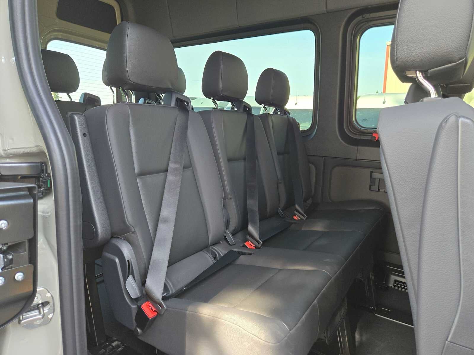 2026 Mercedes-Benz Sprinter Passenger 2500 Standard Roof I4 Diesel HO 144 AWD