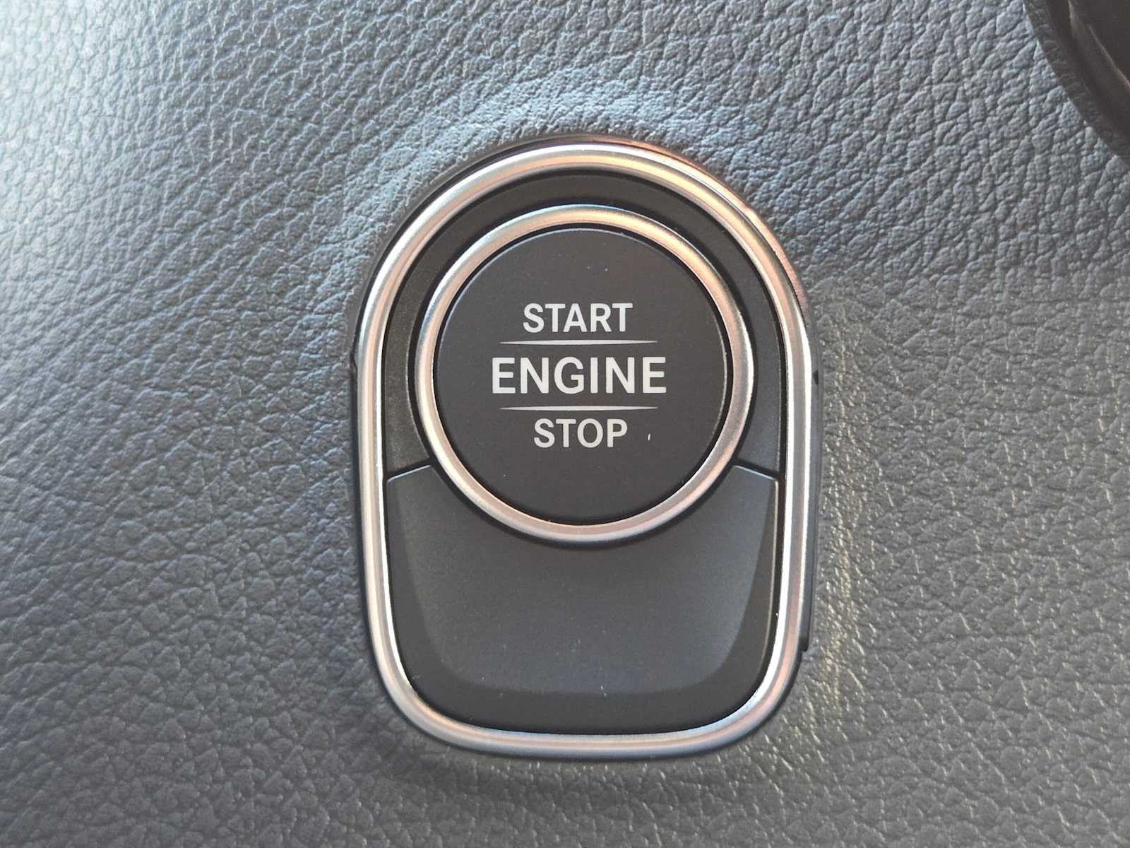 2026 Mercedes-Benz Sprinter Passenger 2500 Standard Roof I4 Diesel HO 144 AWD