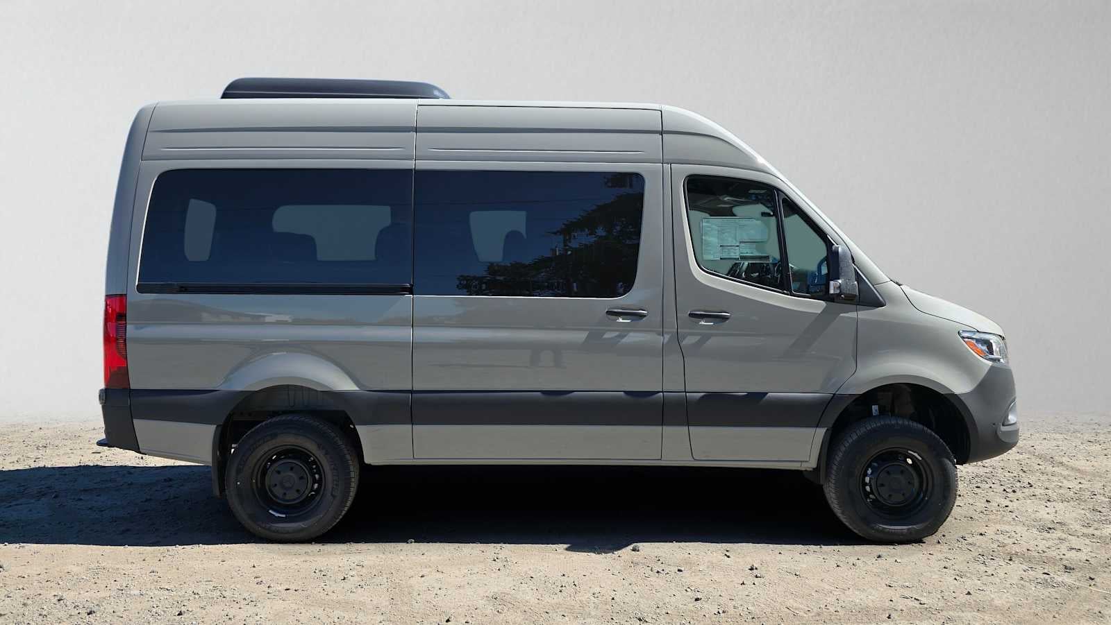 2026 Mercedes-Benz Sprinter Passenger Van 2500 Standard Roof I4 Diesel HO 144 AWD