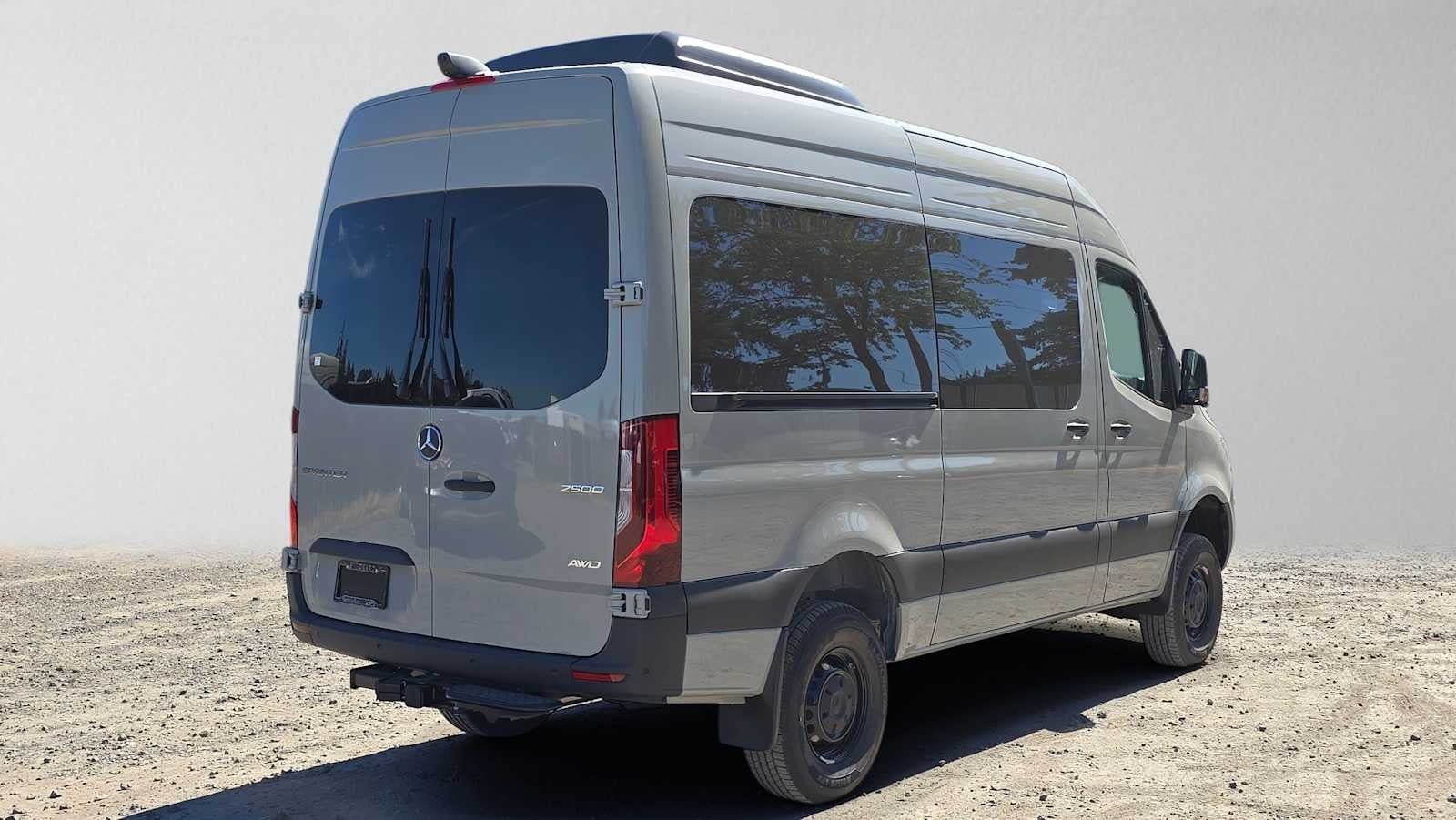 2026 Mercedes-Benz Sprinter Passenger Van 2500 Standard Roof I4 Diesel HO 144 AWD